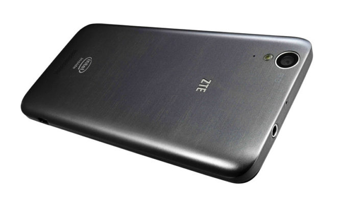 zte geek второй в мире смартфон на intel z2580 cpu