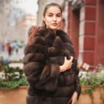 Как выбрать модную и современную шубу. Где сдать мех в химчистку в Москве?
